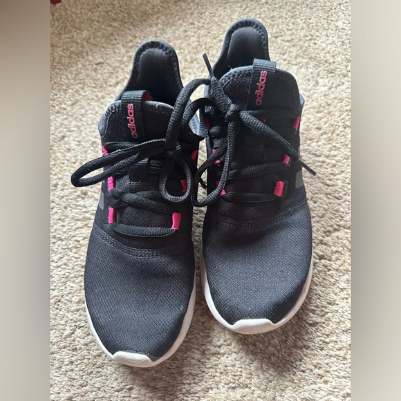 COPY - Women’s adidas cloudfoam shoes - Picture 3 of 5